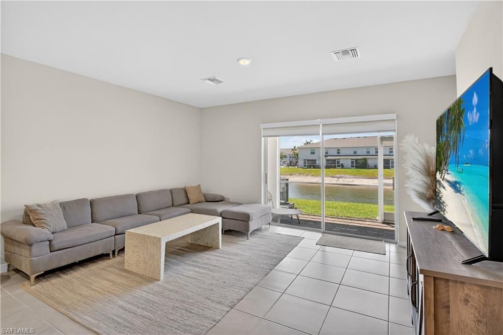 15396 Wildflower Cir, Naples, FL 34119 Photo
