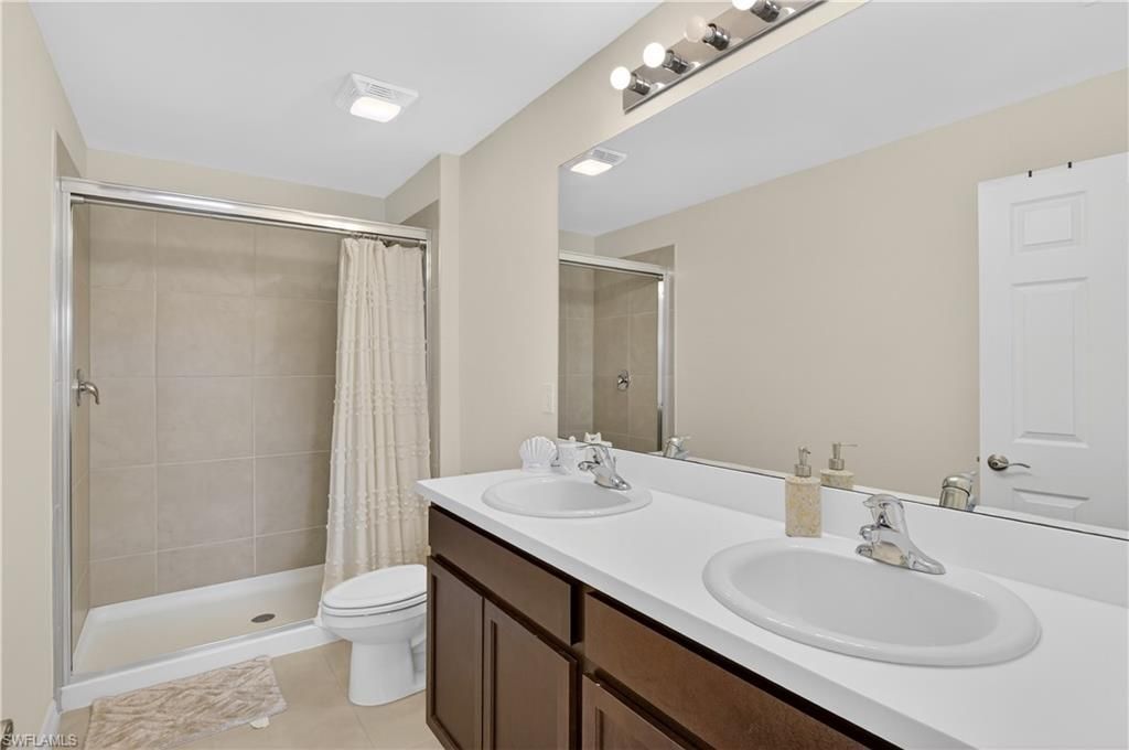 15396 Wildflower Cir, Naples, FL 34119 Photo