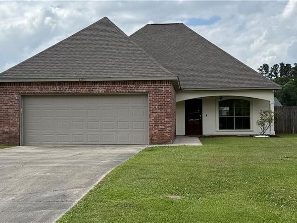 13134 N MONTROSE Drive, Denham Springs, LA 70726