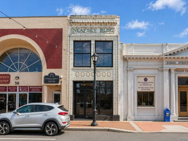 56 School Street , Glen Cove, NY 11542