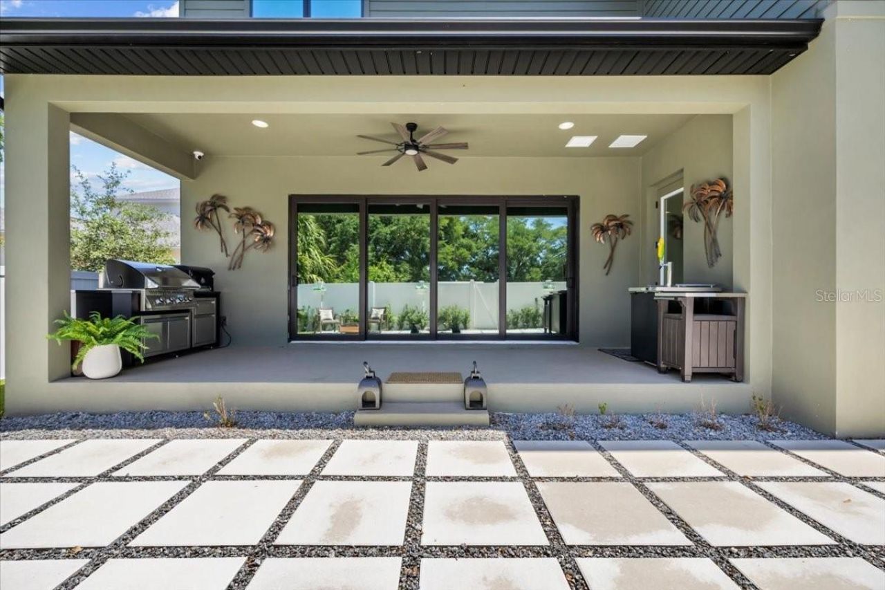 3804 N Darwin Avenue, Tampa, FL 33603 Photo