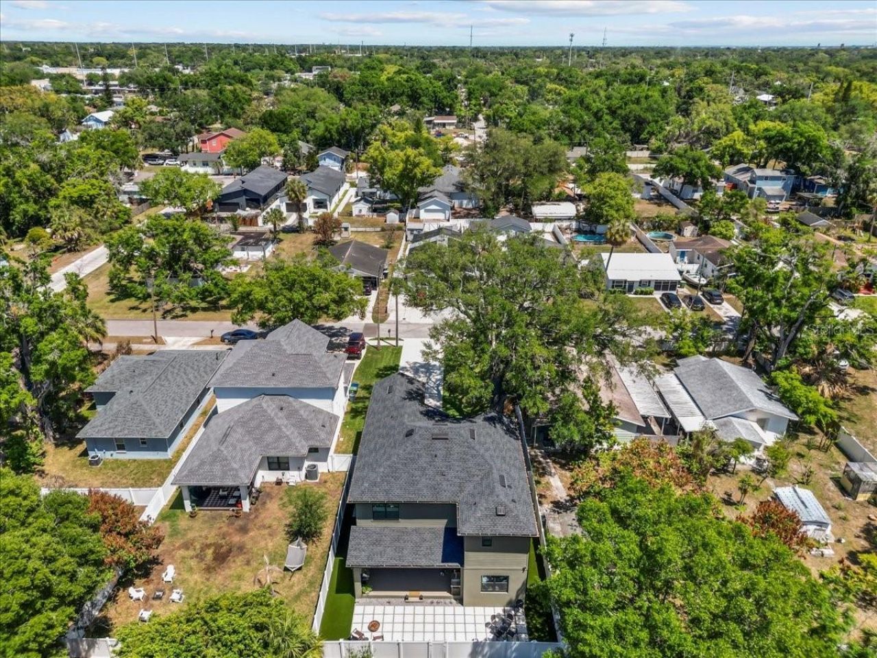 3804 N Darwin Avenue, Tampa, FL 33603 Photo