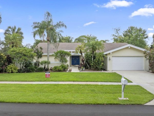 12378 Sawgrass Court, Wellington, FL 33414