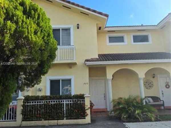 7479 NW 179th Ter , Hialeah, FL 33015