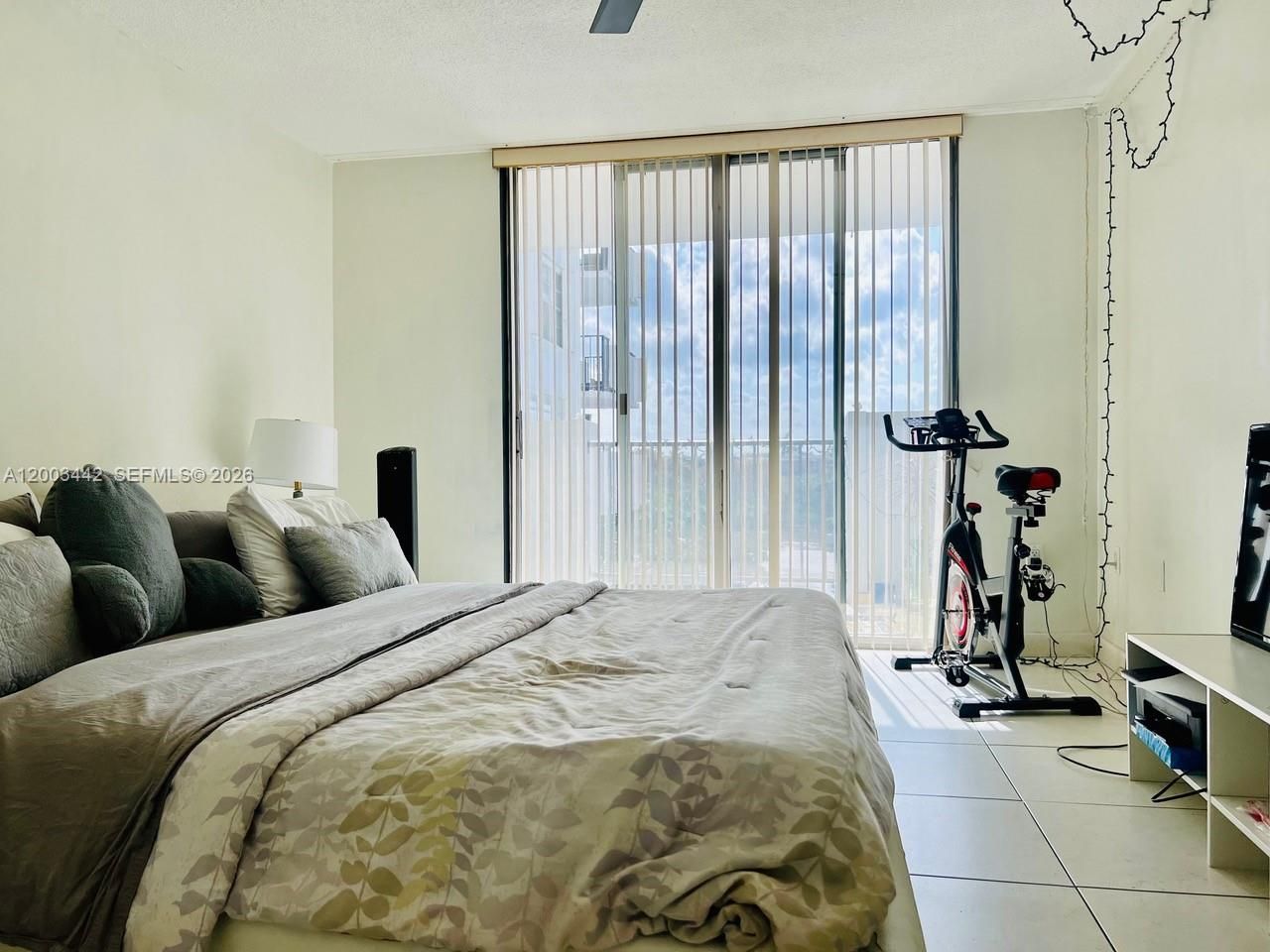 2750 NE 183rd St , Unit 407, Aventura, FL 33160 Photo