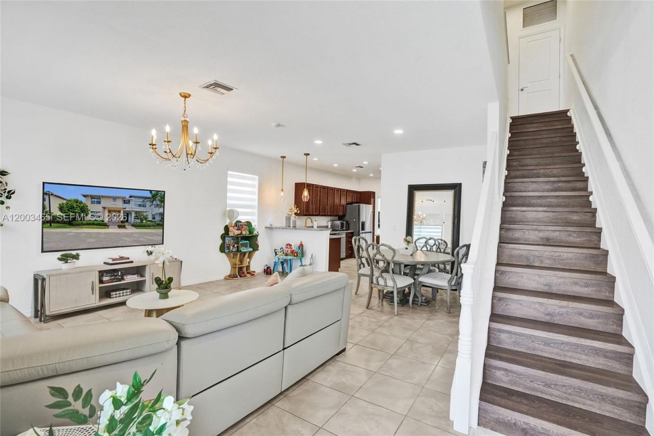 4002 Poinciana Ln , Hollywood, FL 33021 Photo