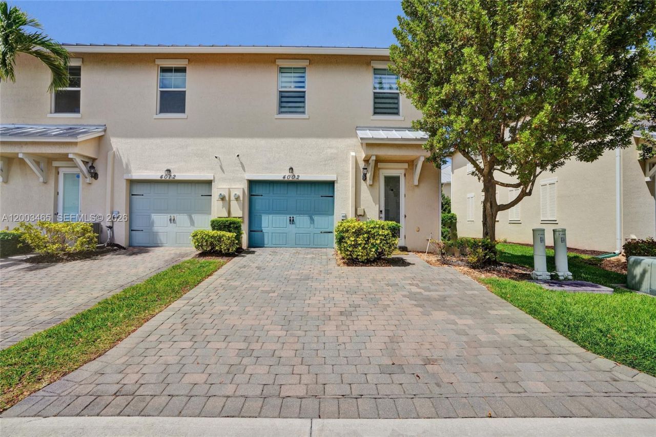 4002 Poinciana Ln , Hollywood, FL 33021 Photo