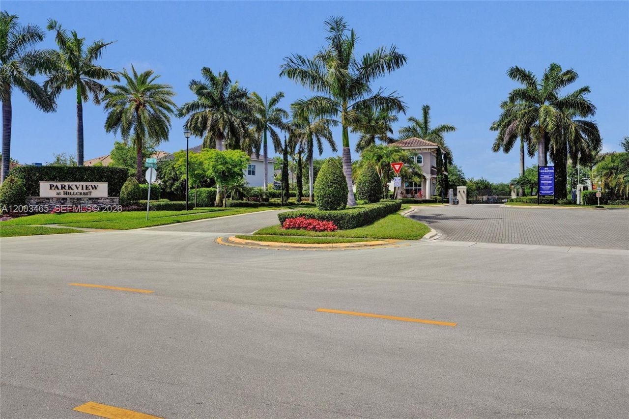 4002 Poinciana Ln , Hollywood, FL 33021 Photo