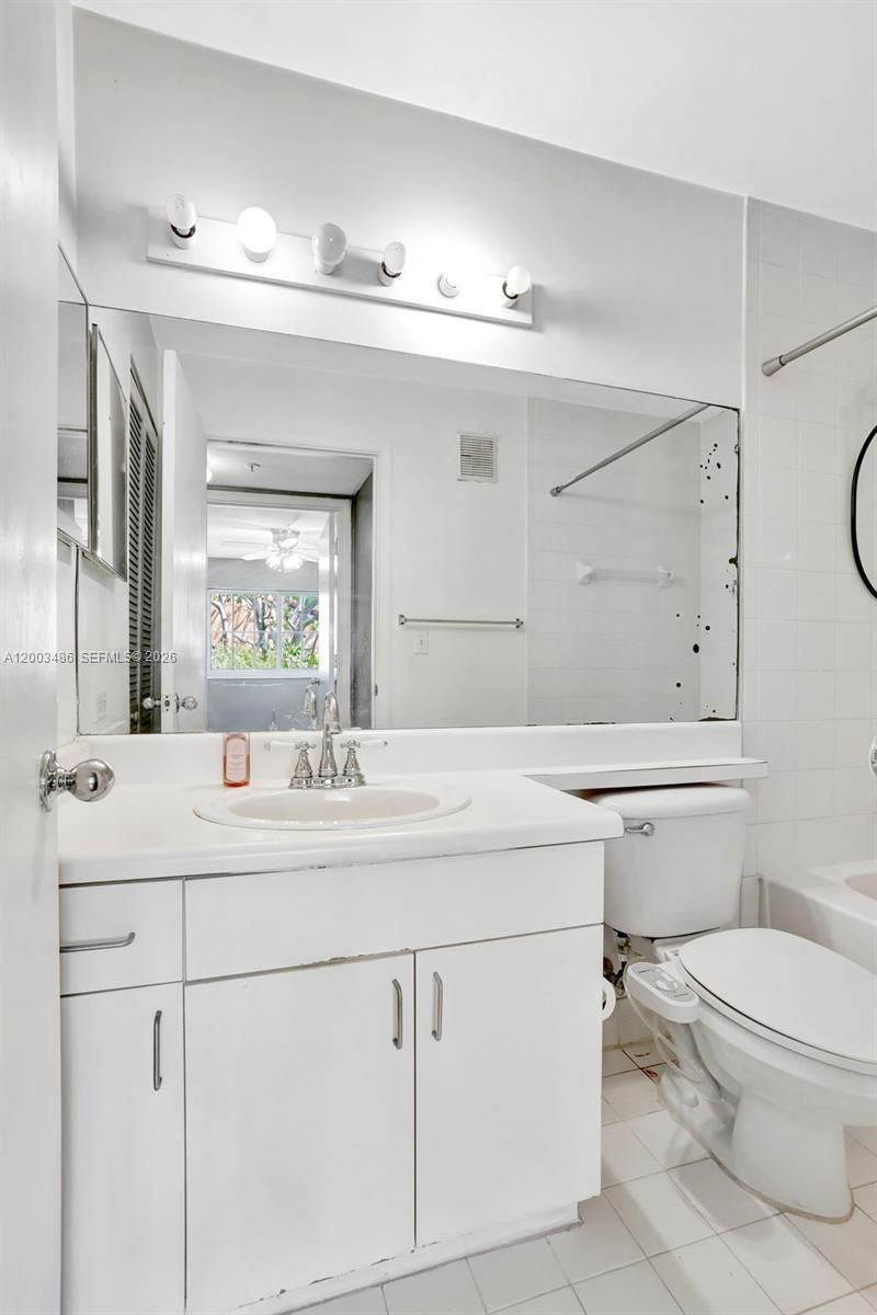 4820 N State Road 7, Unit 201, Coconut Creek, FL 33073 Photo