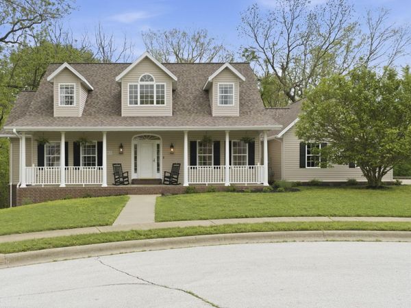 2012 N 7th Avenue, Ozark, MO 65721