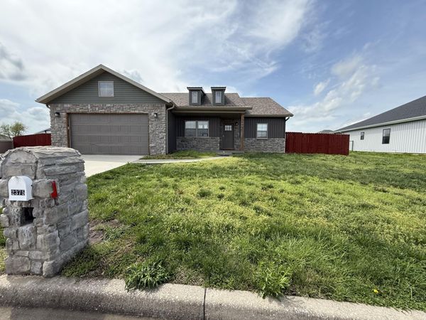 2375 S Sedona Court , Bolivar, MO 65613