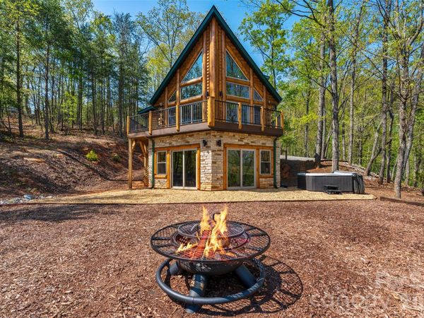 153 Chetan Way, Lake Lure, NC 28746