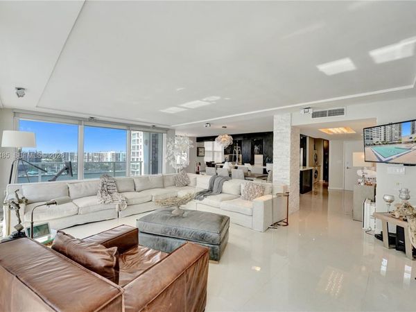 2751 S Ocean Dr, Unit 908S, Hollywood, FL 33019