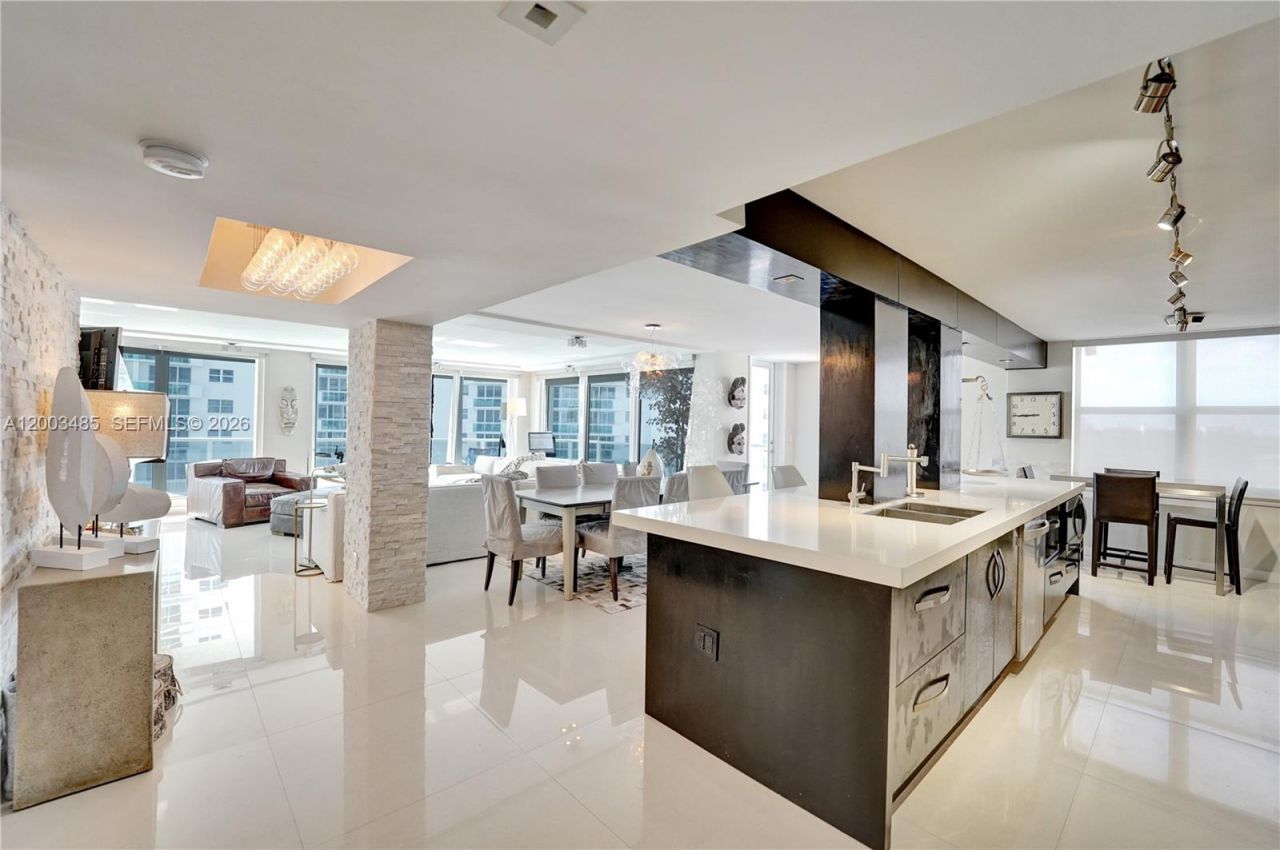 2751 S Ocean Dr, Unit 908S, Hollywood, FL 33019 Photo