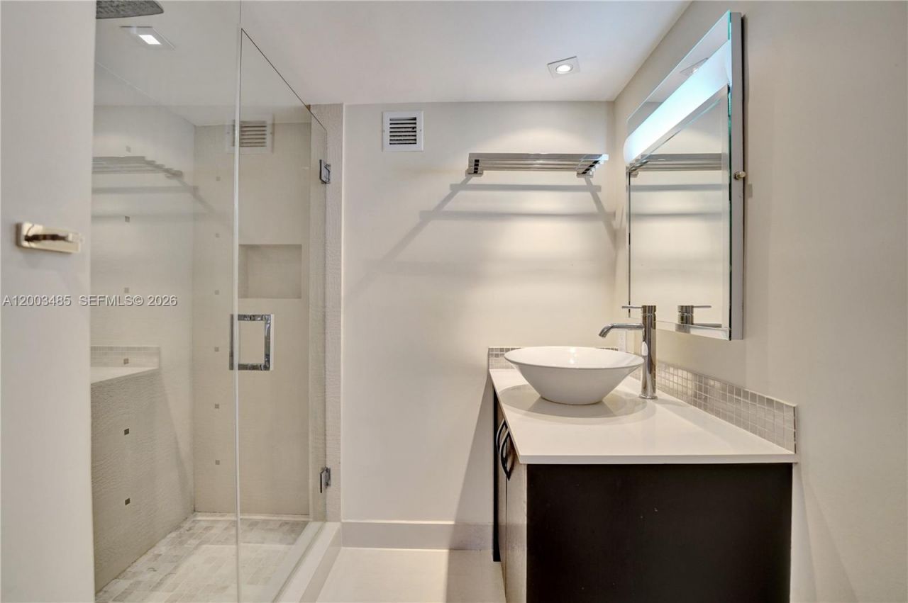 2751 S Ocean Dr, Unit 908S, Hollywood, FL 33019 Photo