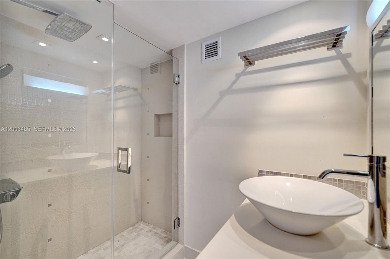 2751 S Ocean Dr, Unit 908S, Hollywood, FL 33019 Photo
