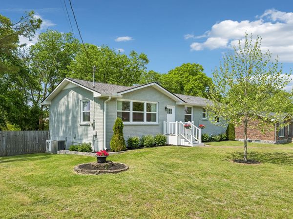 166 Jacksonian Dr, Hermitage, TN 37076