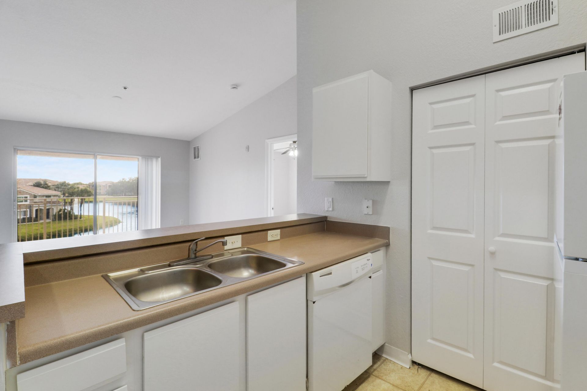 141 SW Palm Drive, Unit 306, Port Saint Lucie, FL 34986 Photo