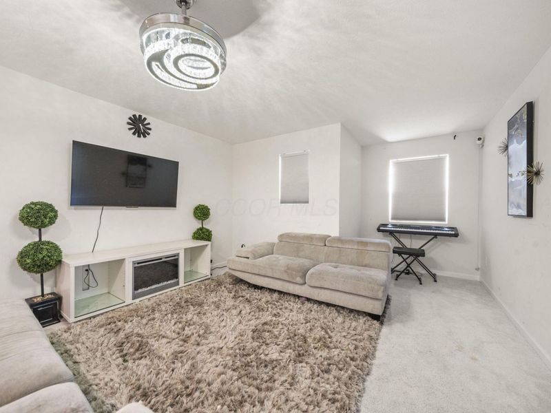 944 Mill Stone Drive , Sunbury, OH 43074 Photo 18