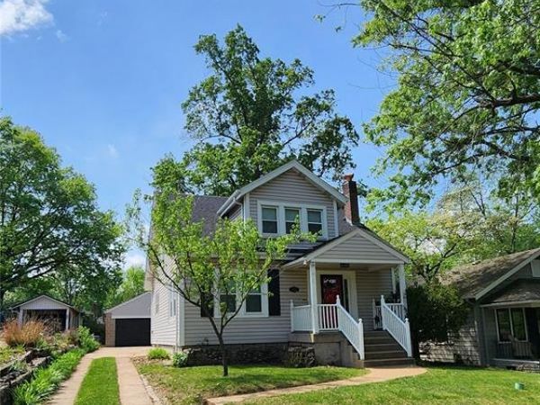 7416 Nottingham Avenue , Shrewsbury, MO 63119