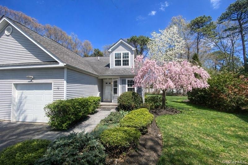 10 Gettysburg Drive , Port Jefferson Station, NY 11776 Main Photo