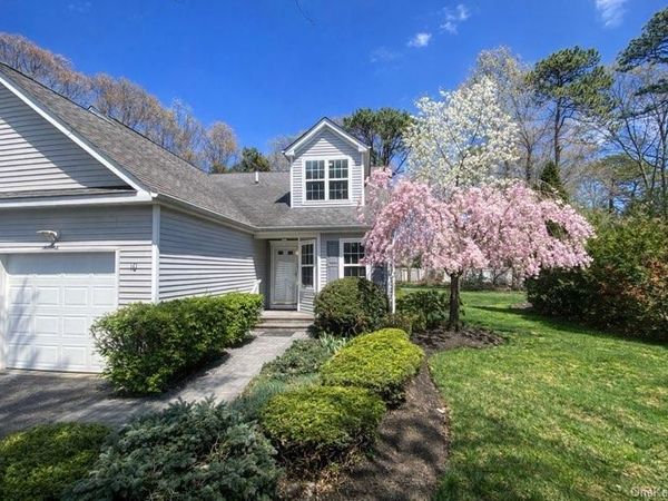 10 Gettysburg Drive , Port Jefferson Station, NY 11776