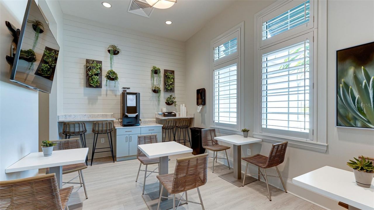 5321 Seal Isle Court, Bradenton, FL 34211 Photo