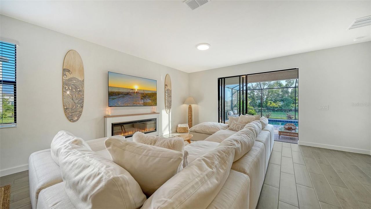 5321 Seal Isle Court, Bradenton, FL 34211 Photo