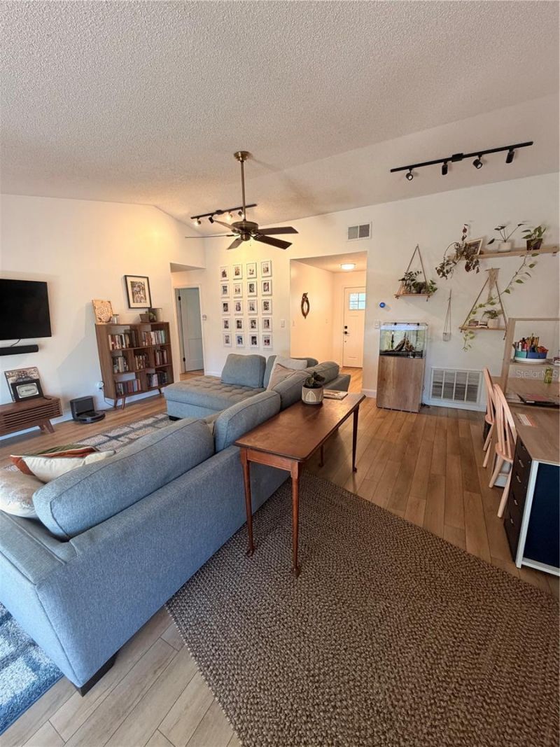 9504 Cannon Drive, Orlando, FL 32817 Photo