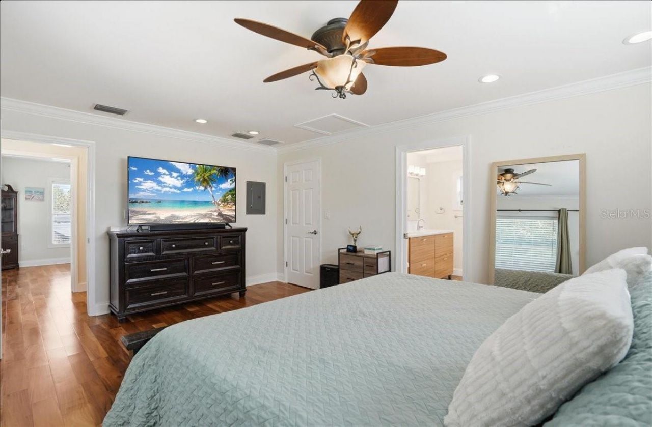 700 66th Avenue S, Saint Petersburg, FL 33705 Photo