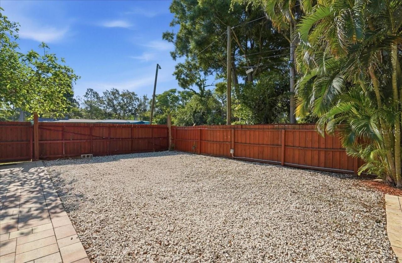 700 66th Avenue S, Saint Petersburg, FL 33705 Photo