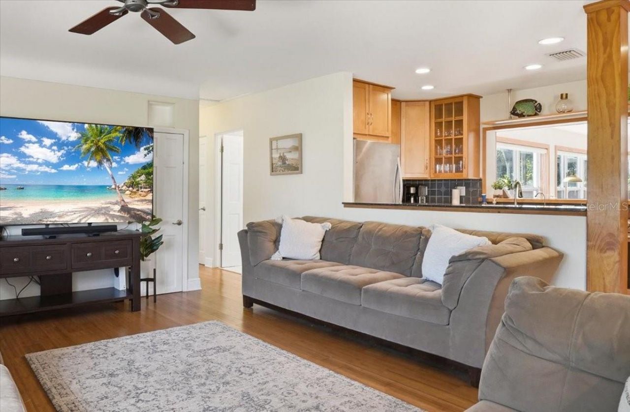 700 66th Avenue S, Saint Petersburg, FL 33705 Photo