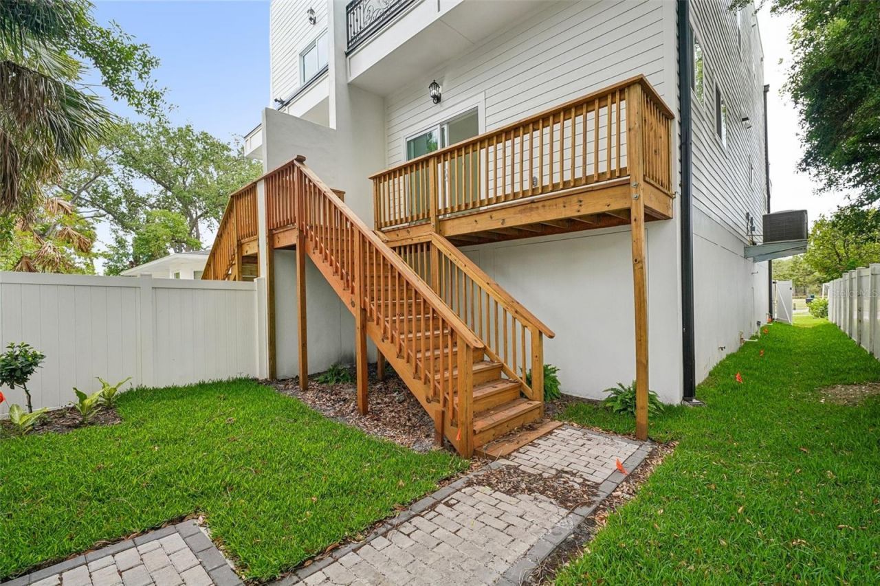 2816 Corrine Street, Unit 1, Tampa, FL 33605 Photo