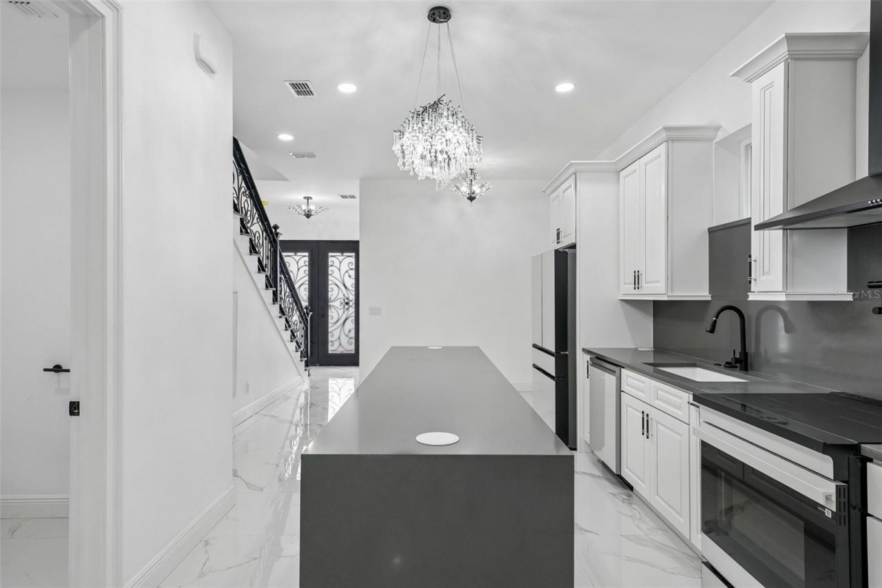 2816 Corrine Street, Unit 1, Tampa, FL 33605 Photo