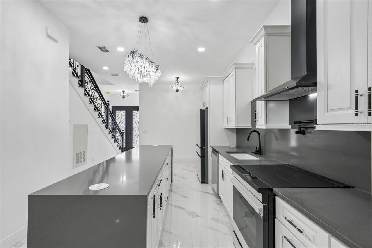 2816 Corrine Street, Unit 1, Tampa, FL 33605 Photo