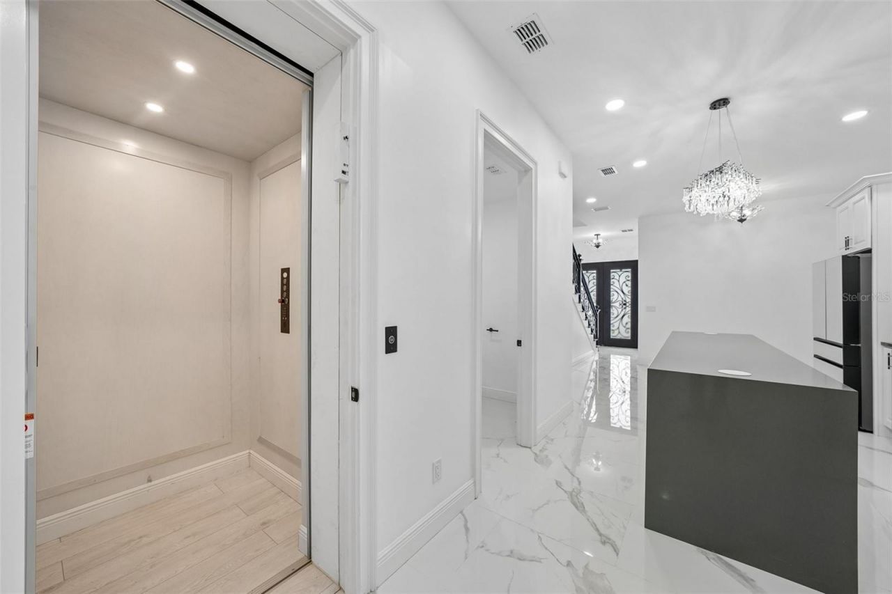 2816 Corrine Street, Unit 1, Tampa, FL 33605 Photo