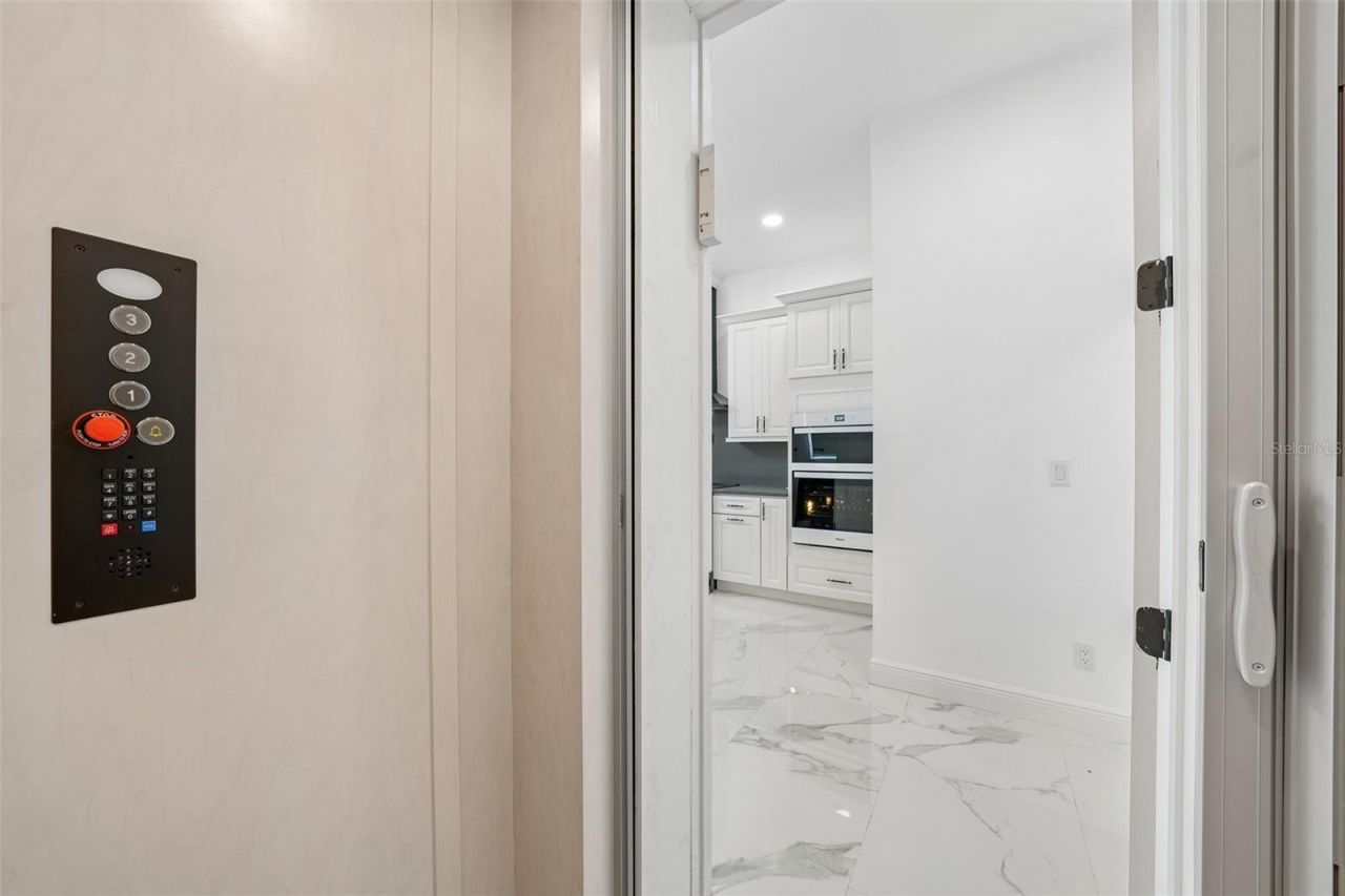 2816 Corrine Street, Unit 1, Tampa, FL 33605 Photo