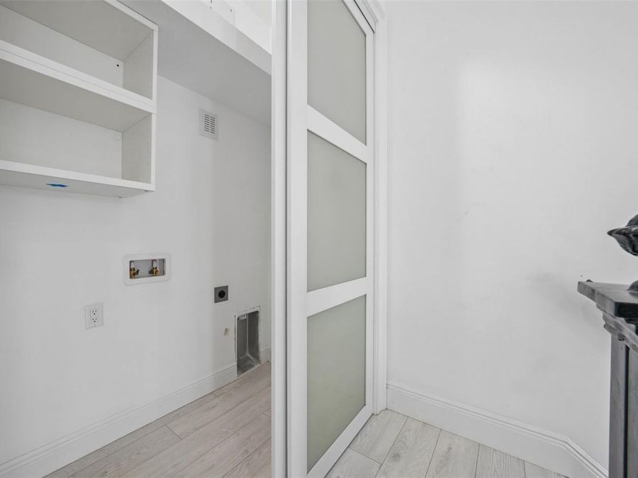 Property Image 77