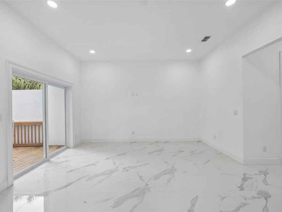 Property Image 78