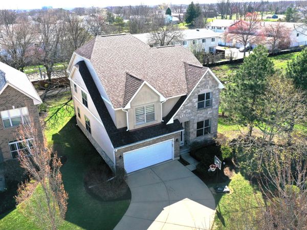 331 Mary Belle Circle , Buffalo Grove, IL 60089