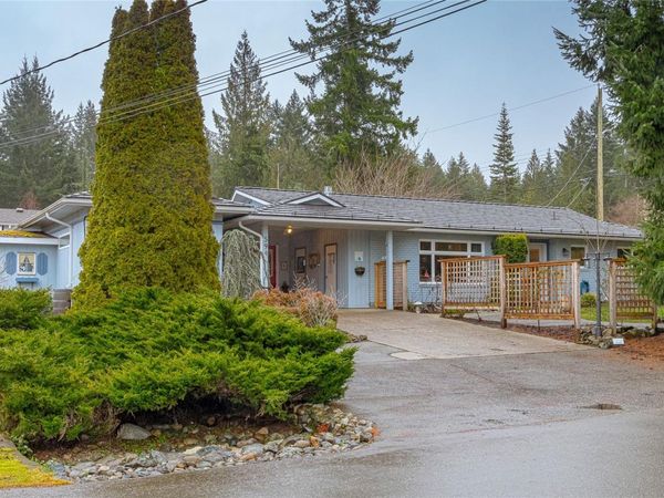 594 Aspen Ave , Qualicum Beach, BC V9K 1A6