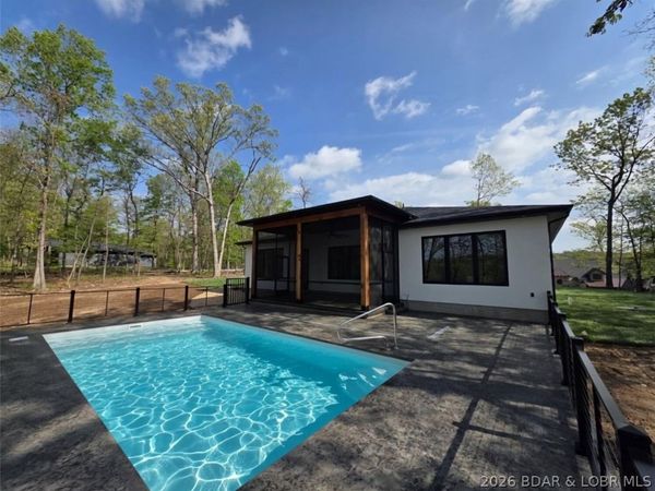 875 Spring Creek Drive , Sunrise Beach, MO 65079