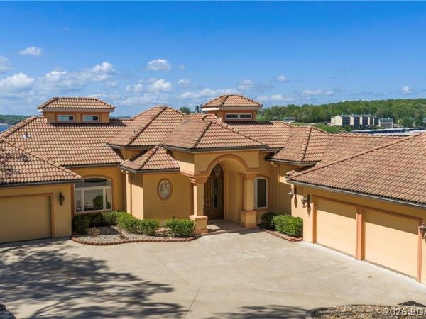 727 Regency Cove Drive , Four Seasons, MO 65049