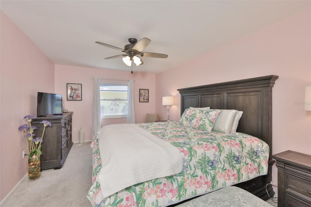 1704 Danbury Drive, Sun City Center, FL 33573 Photo