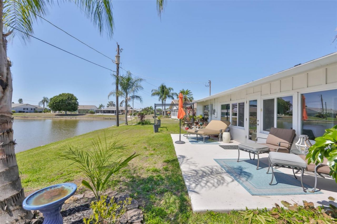 1704 Danbury Drive, Sun City Center, FL 33573 Photo