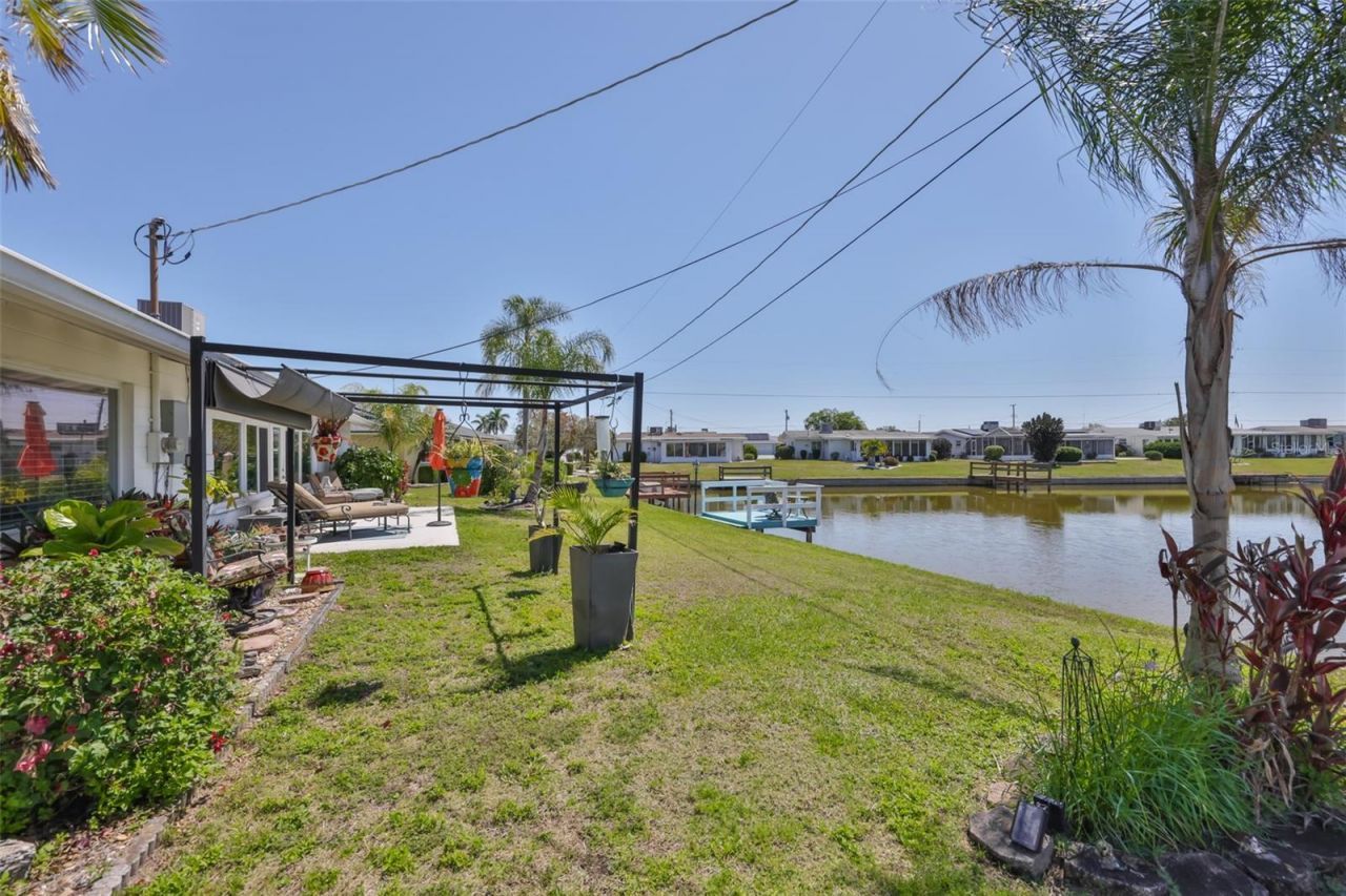 1704 Danbury Drive, Sun City Center, FL 33573 Photo