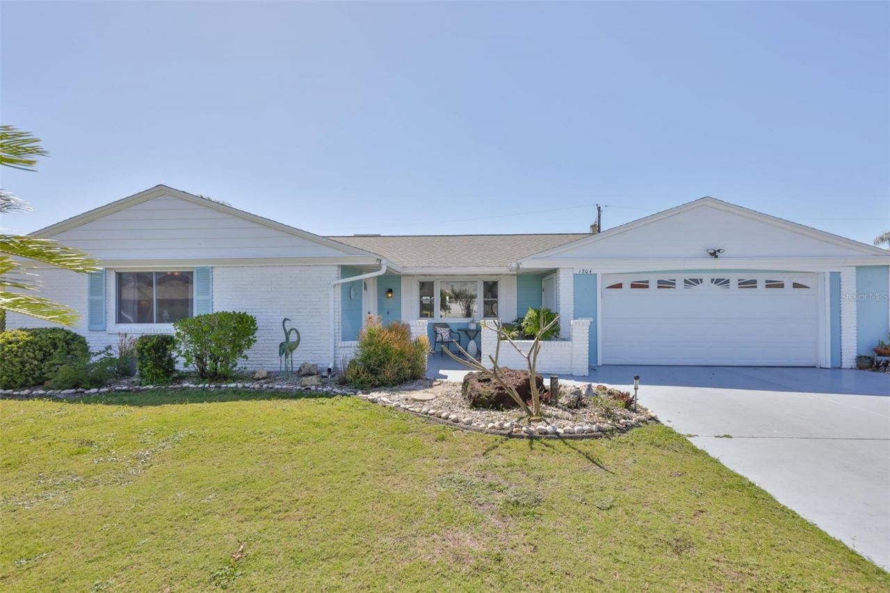 1704 Danbury Drive, Sun City Center, FL 33573 Photo