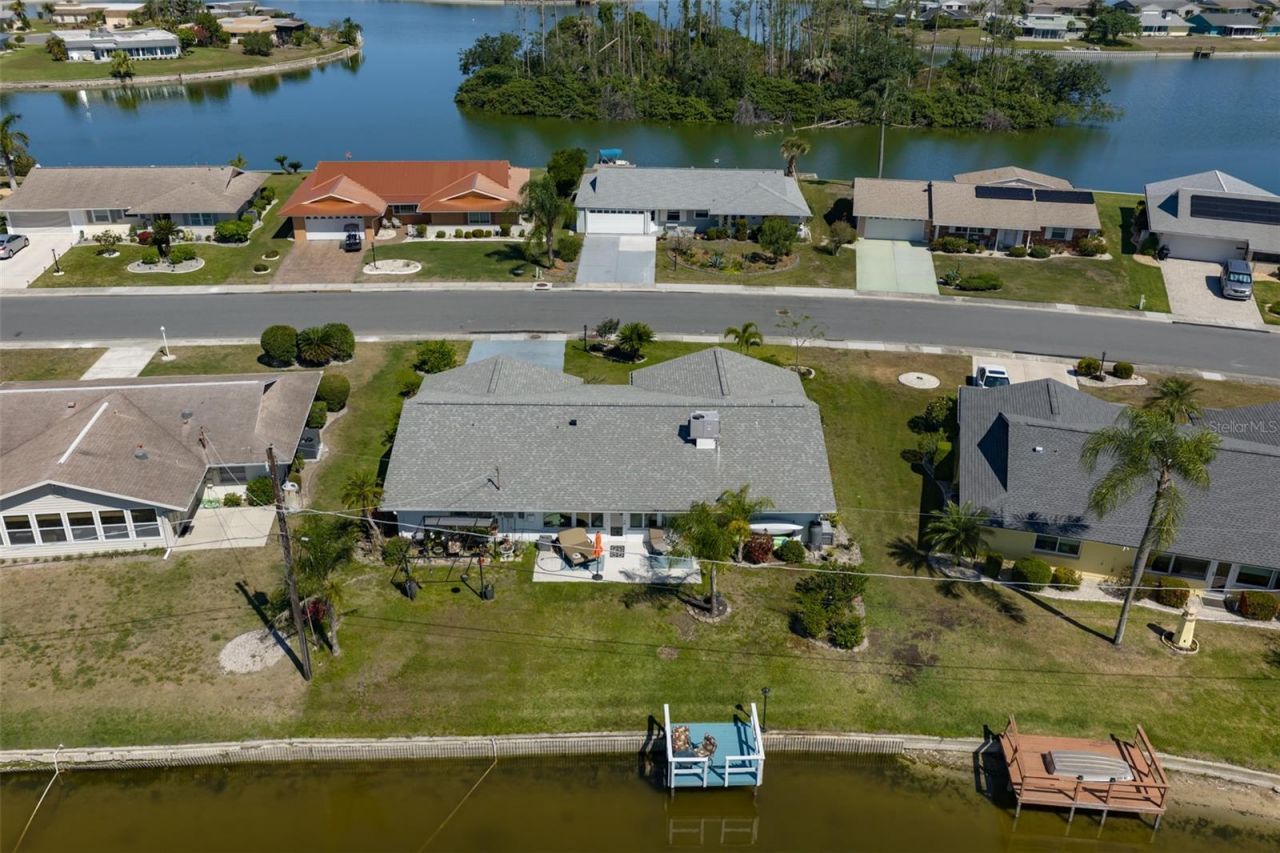 1704 Danbury Drive, Sun City Center, FL 33573 Photo