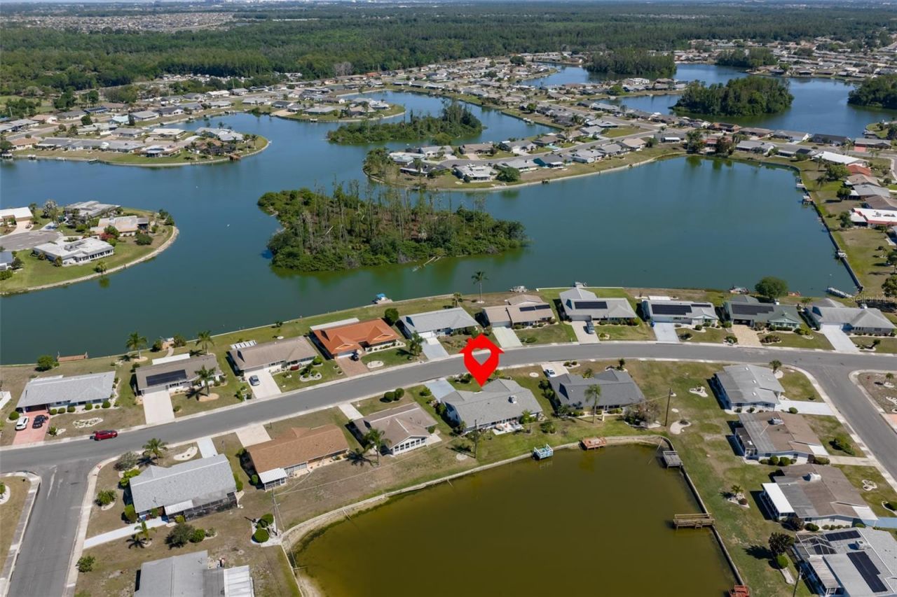 1704 Danbury Drive, Sun City Center, FL 33573 Photo