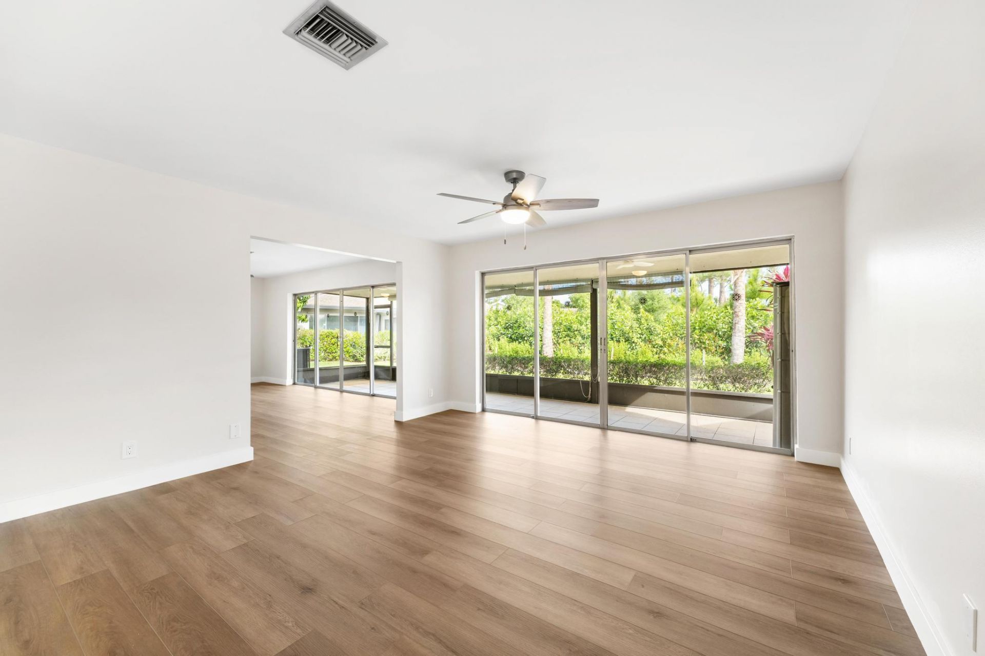 7281 N Pine Park Dr N, Lake Worth, FL 33467 Photo